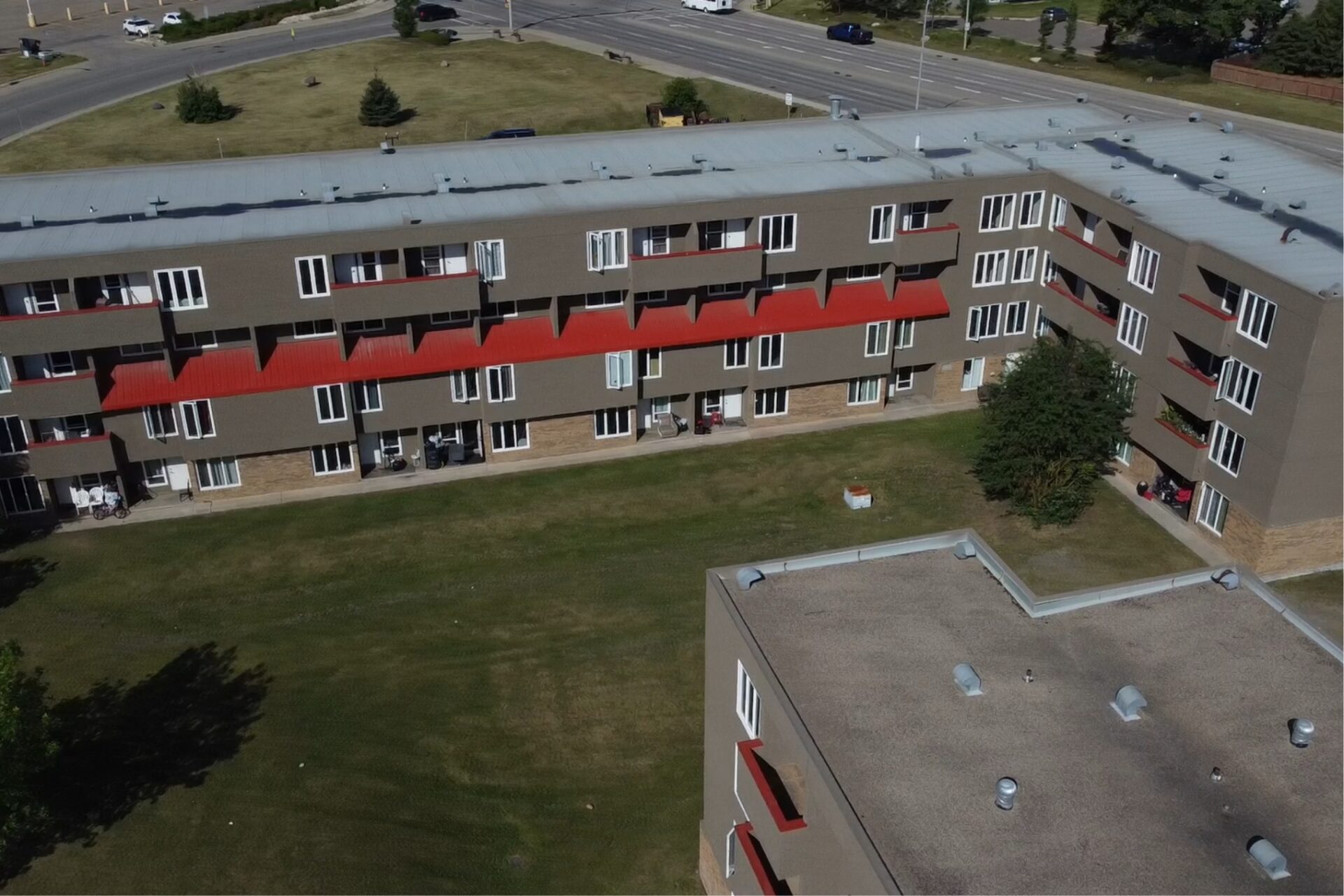 Edmonton industrial roofing company
